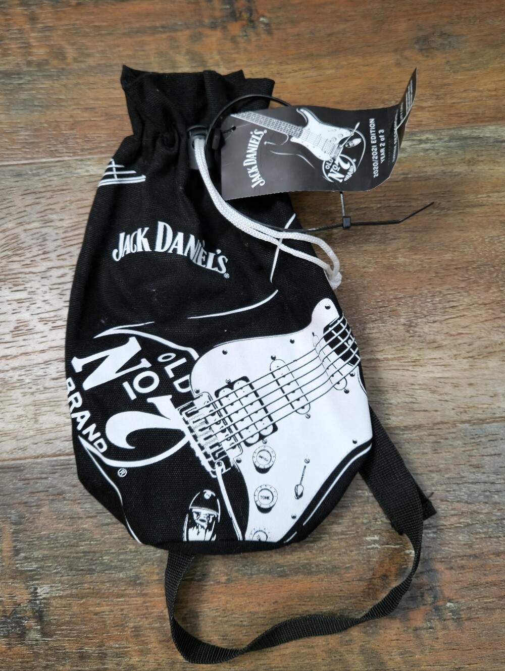 NWT Jack Daniel’s Music Series Cinch Bag Guitar RARE!!!